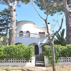 https://rnet-requesens-empuriabrava.topcostabravahotels.com