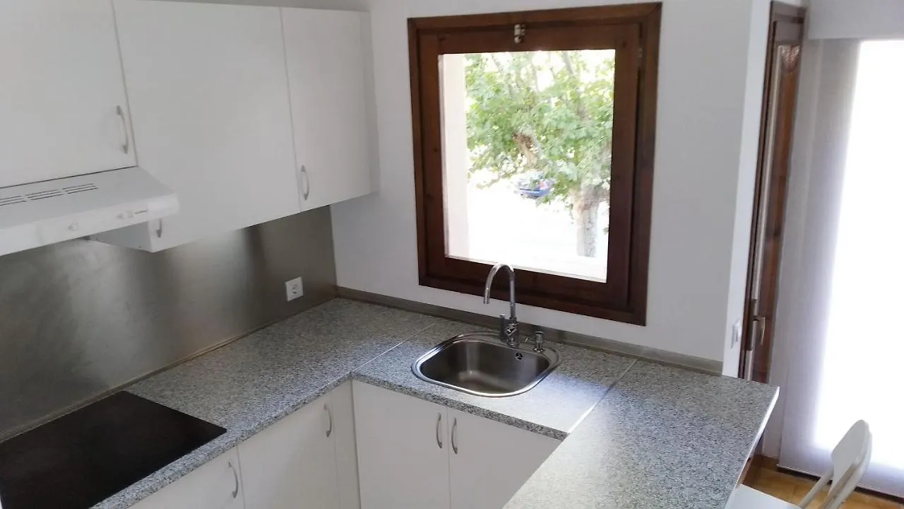 Apartamento Renovado, Luminoso, A 300M De La Playa Apartamento Empuriabrava